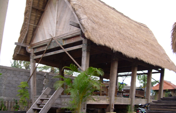 rumah antique indonesia